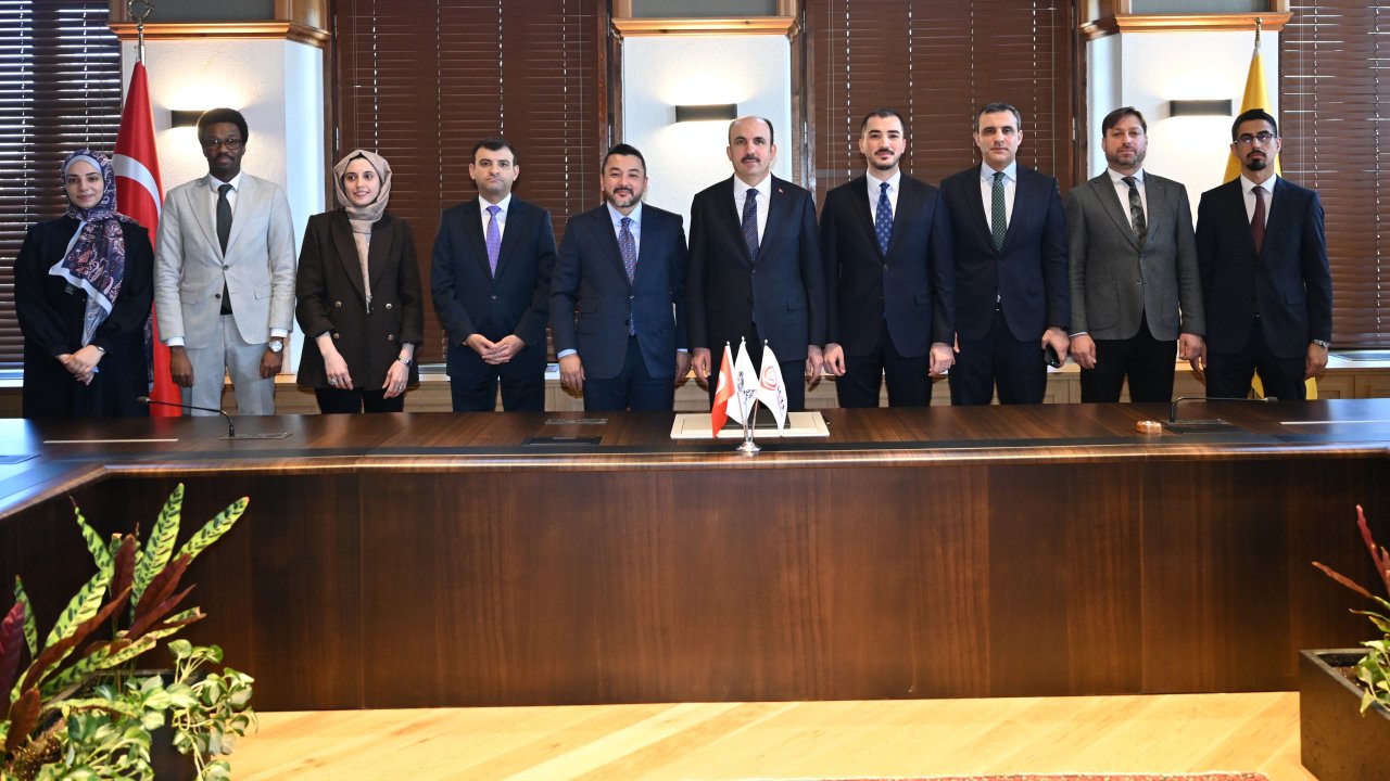 İİT Gençlik Başkenti Konya'da 2026 faaliyetleri için işbirliği protokolü imzalandı
