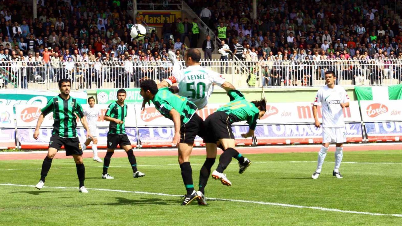 Süper Lig’de kritik 90 dakika! Kocaelispor ile Konyaspor karşılaşıyor