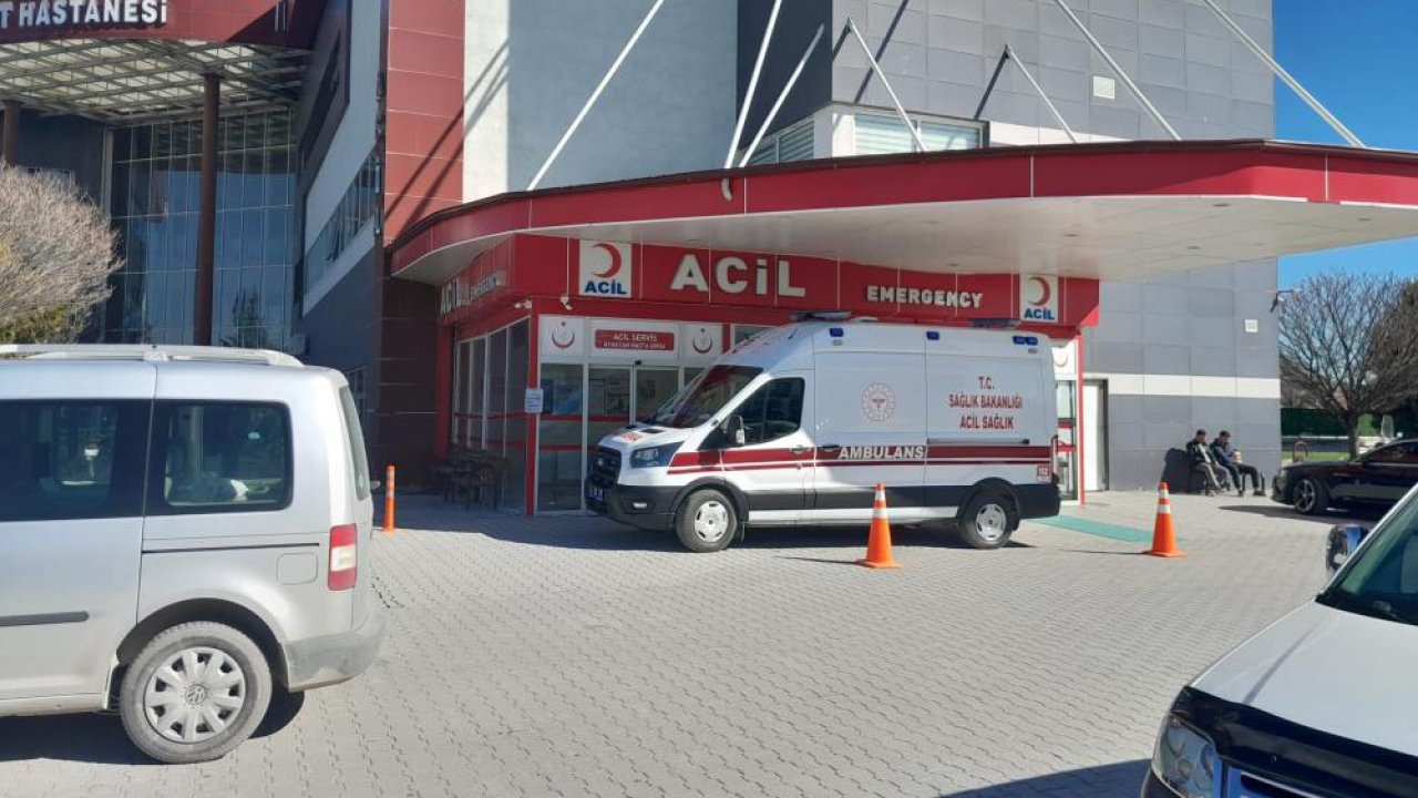 Karapınar’da motosiklet yayaya çarptı! Cadde ortasında korkutan kaza