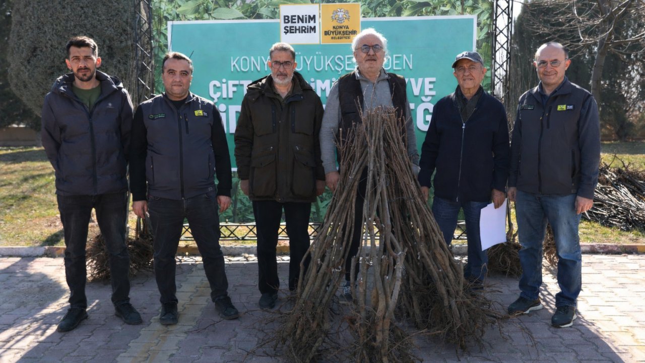Başkan Altay’dan çiftçiye büyük destek! 23 bin 500’den fazla fidan dağıtılacak!