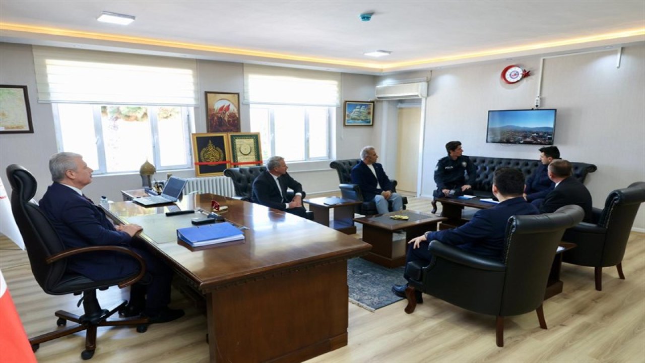 İbrahim Akın Yunak’ta incelemelerde bulundu: İlçedeki yatırımlar masaya yatırıldı!