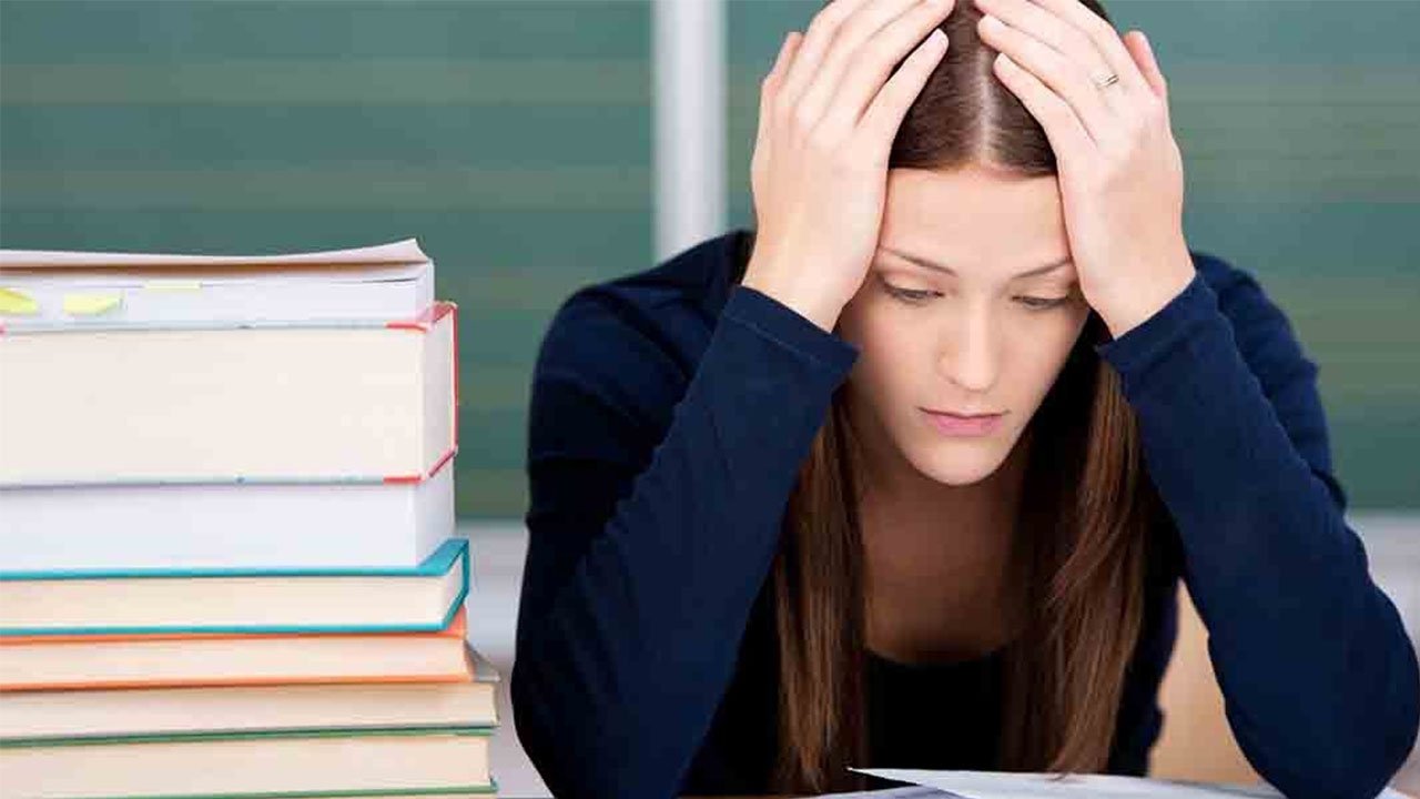 Sınav kaygısı başarıyı düşürebilir! Uzmanından öğrenci ve ailelere kritik uyarılar!
