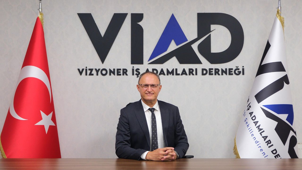 Sinacı: “Bayramlar, bizi biz yapan değerleri hatırlatır”