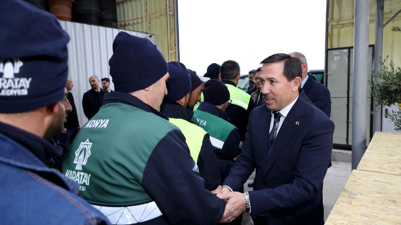 Hasan Kılca personelle bayramlaştı: “Özverili çalışmalarınız için teşekkürler”