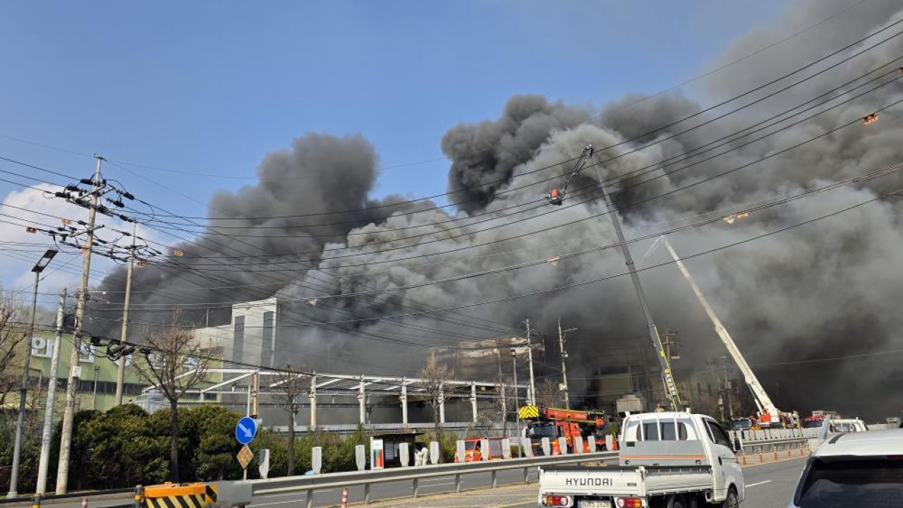 Güney Kore’de fabrika faciası: Patlama ve yangında 14 kişi hayatını kaybetti!