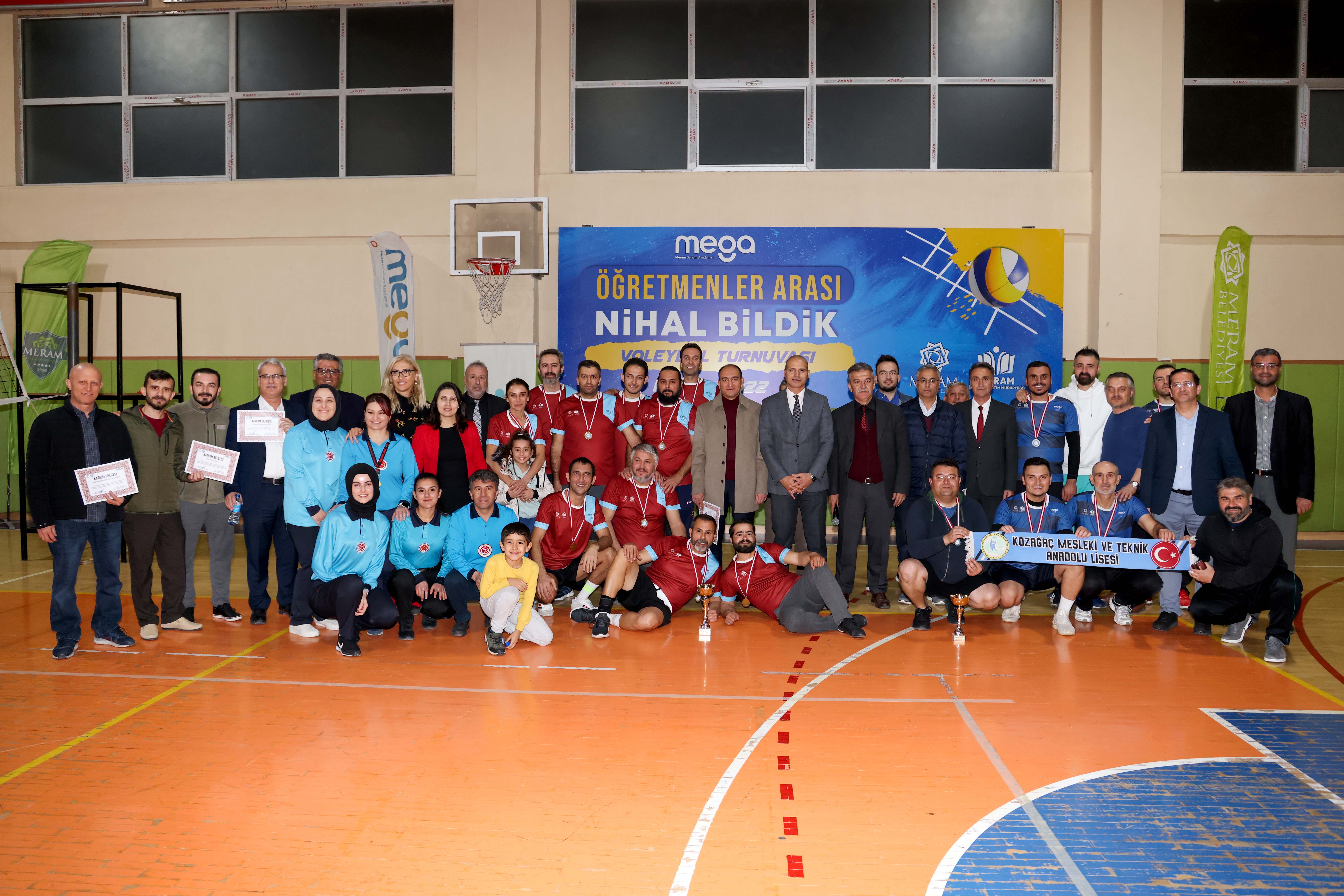 Öğretmenlerarası Voleybol Turnuvasında Final Heyecanı Yaşandı
