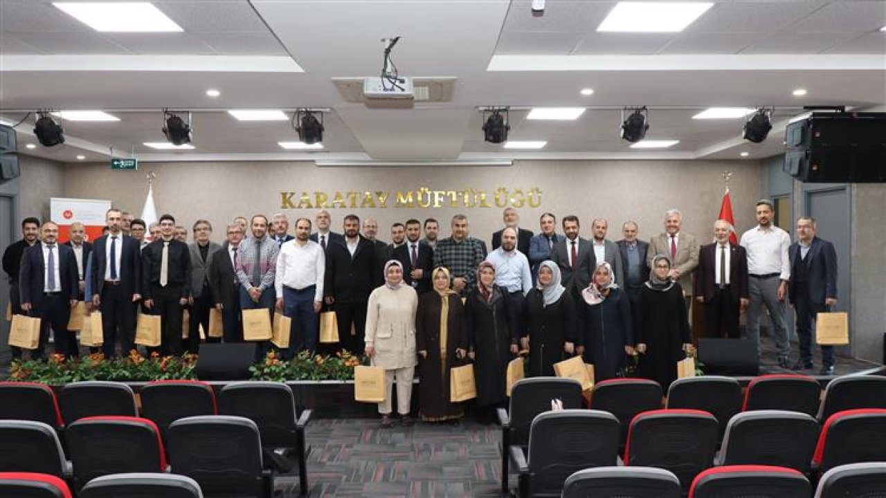 Karatay İlçe Müftüsü Halil Taş, personelle bayramlaştı!