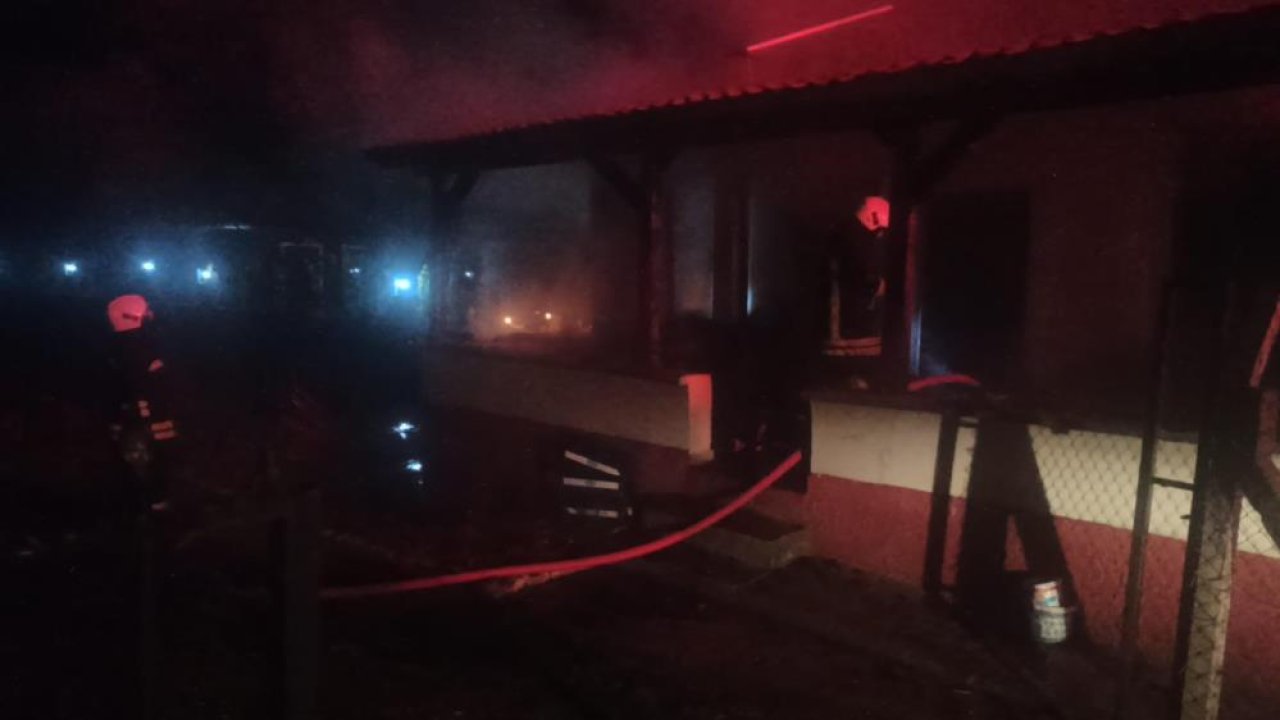 Konya’da alevler geceyi aydınlattı! Bağ evinde korkutan yangın