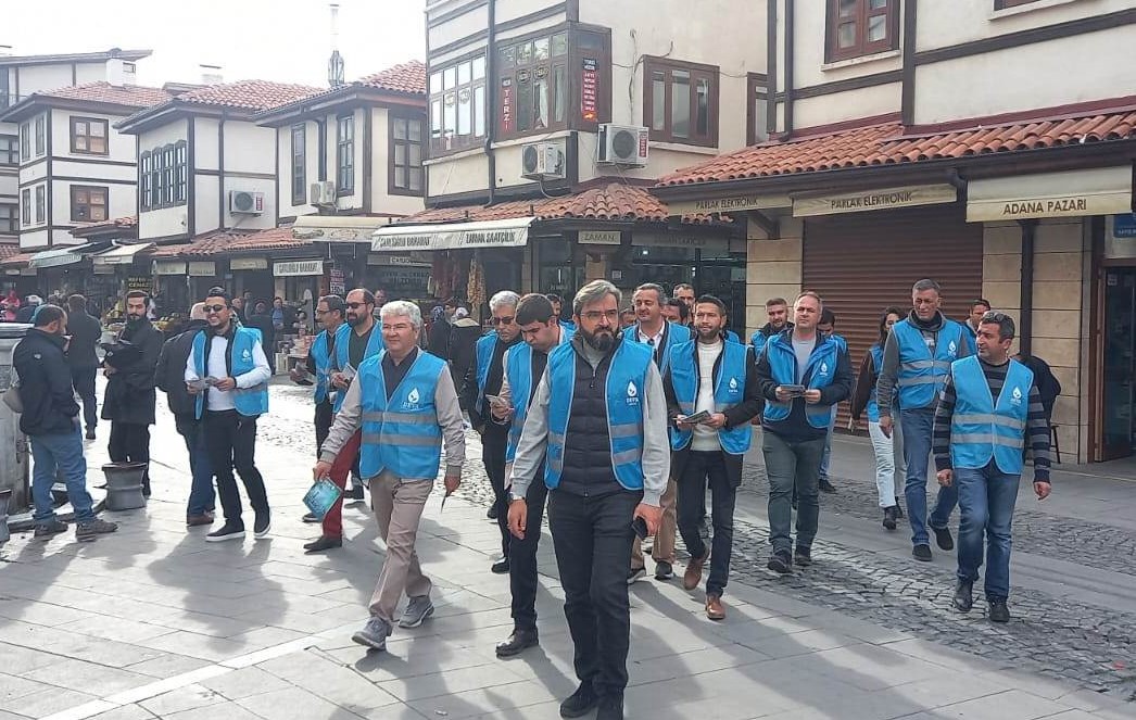 Karaca: Ülkemizin Geleceği İçin Mavi Yeleklerimizle Sahaya Çıktık