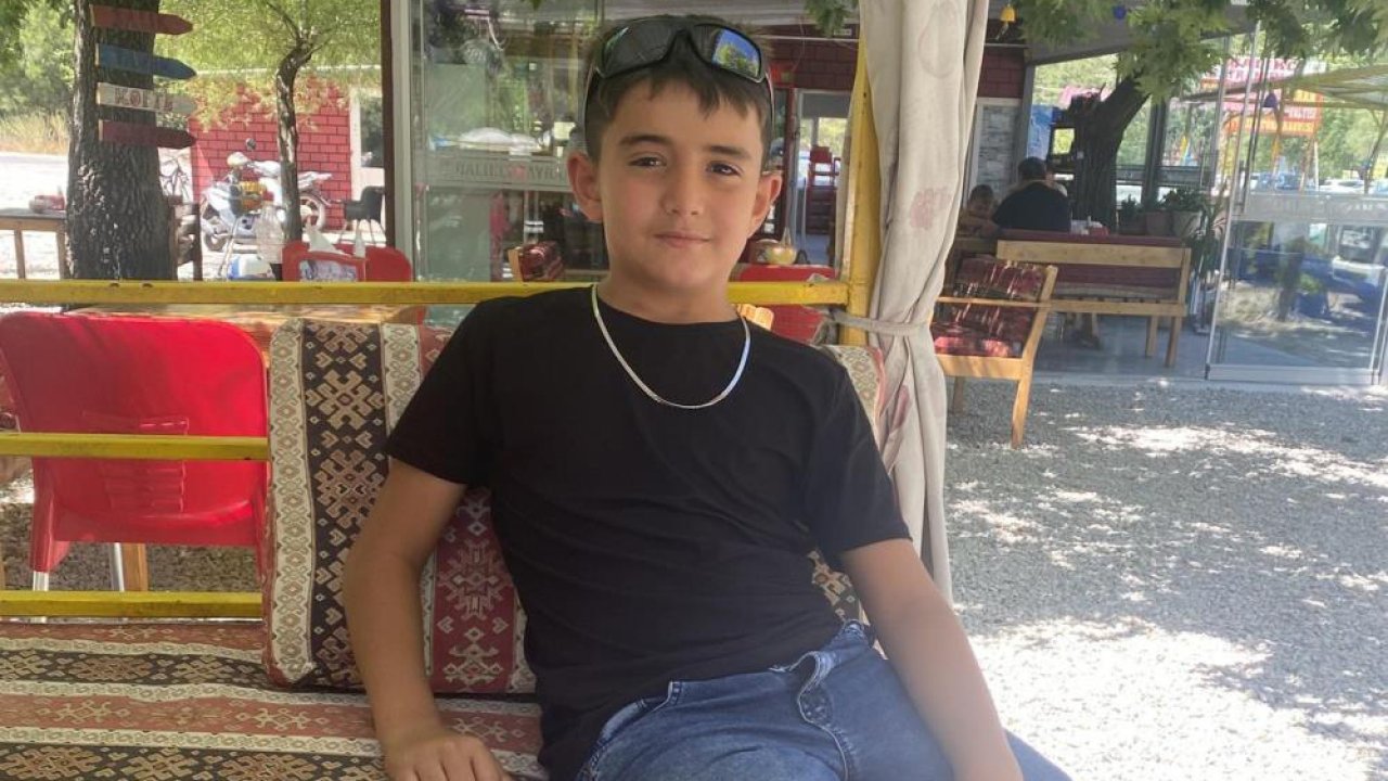 Akşehir’de şoke eden kaza: Çocuk sürücü ağaca çarptı, kurtarılamadı