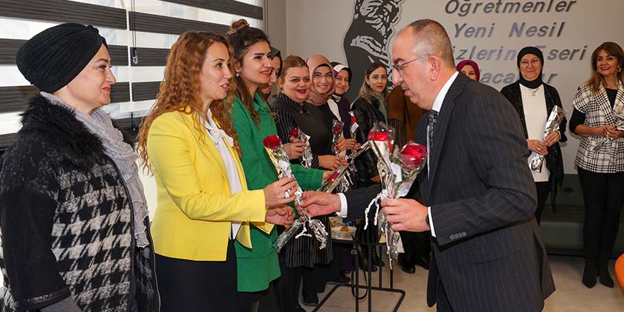 BAŞKAN KAVUŞ’TAN ÖĞRETMENLER GÜNÜ SÜRPRİZİ