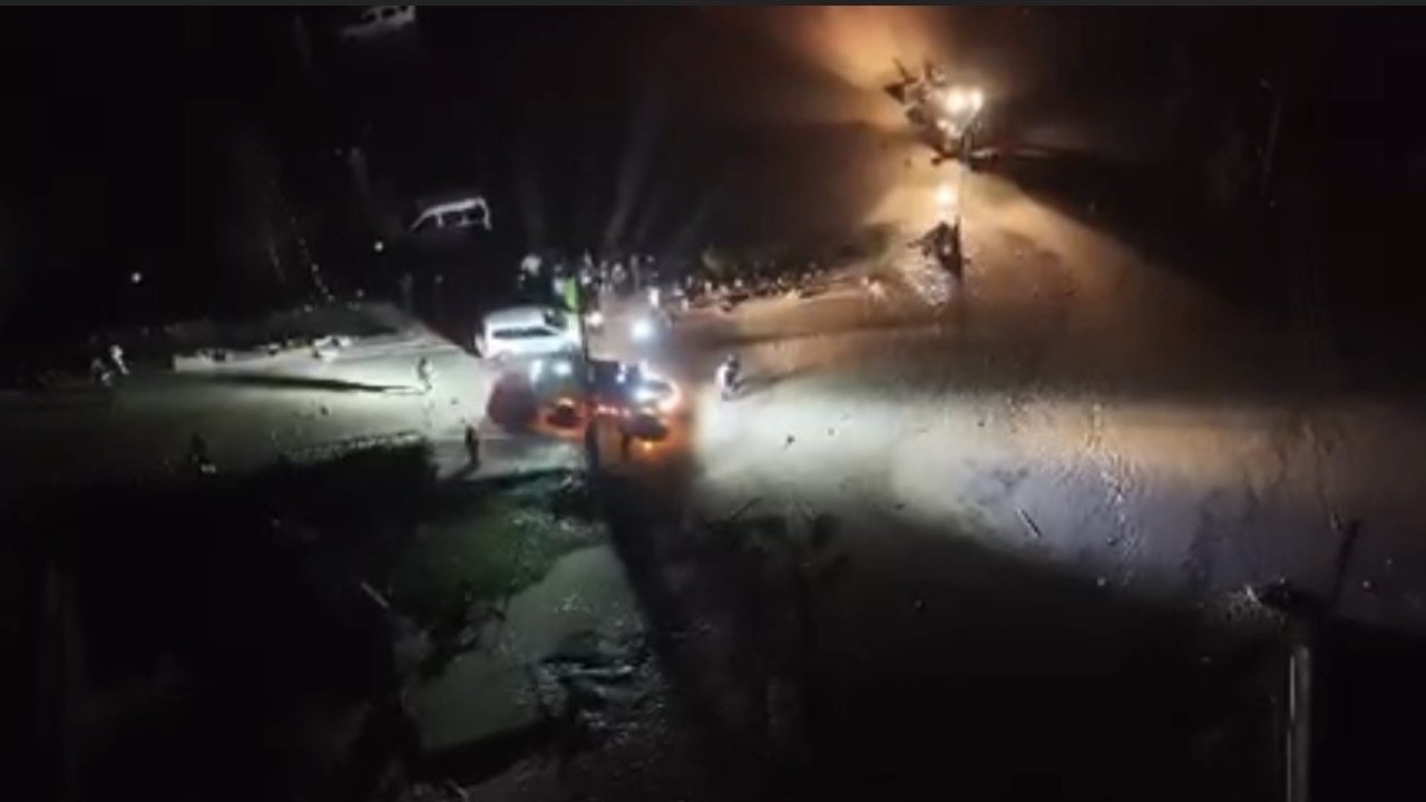 Osmaniye'de sel: Akıntıya kapılan araçtaki 2 kişi yaşamını yitirdi