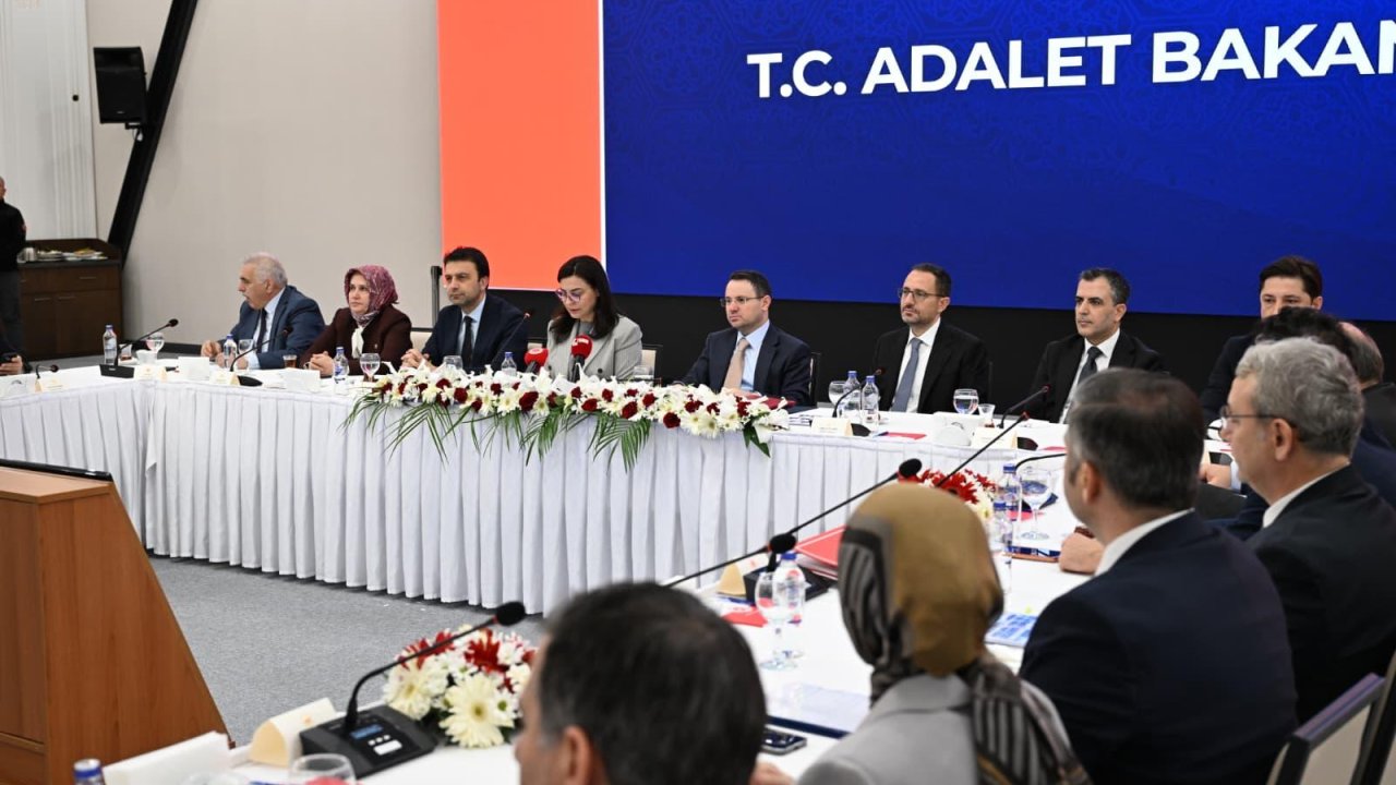 Bakan Akın Gürlek’ten çarpıcı açıklama: “Toplumun % 81’i çocuklara verilen cezaları yetersiz buluyor!”