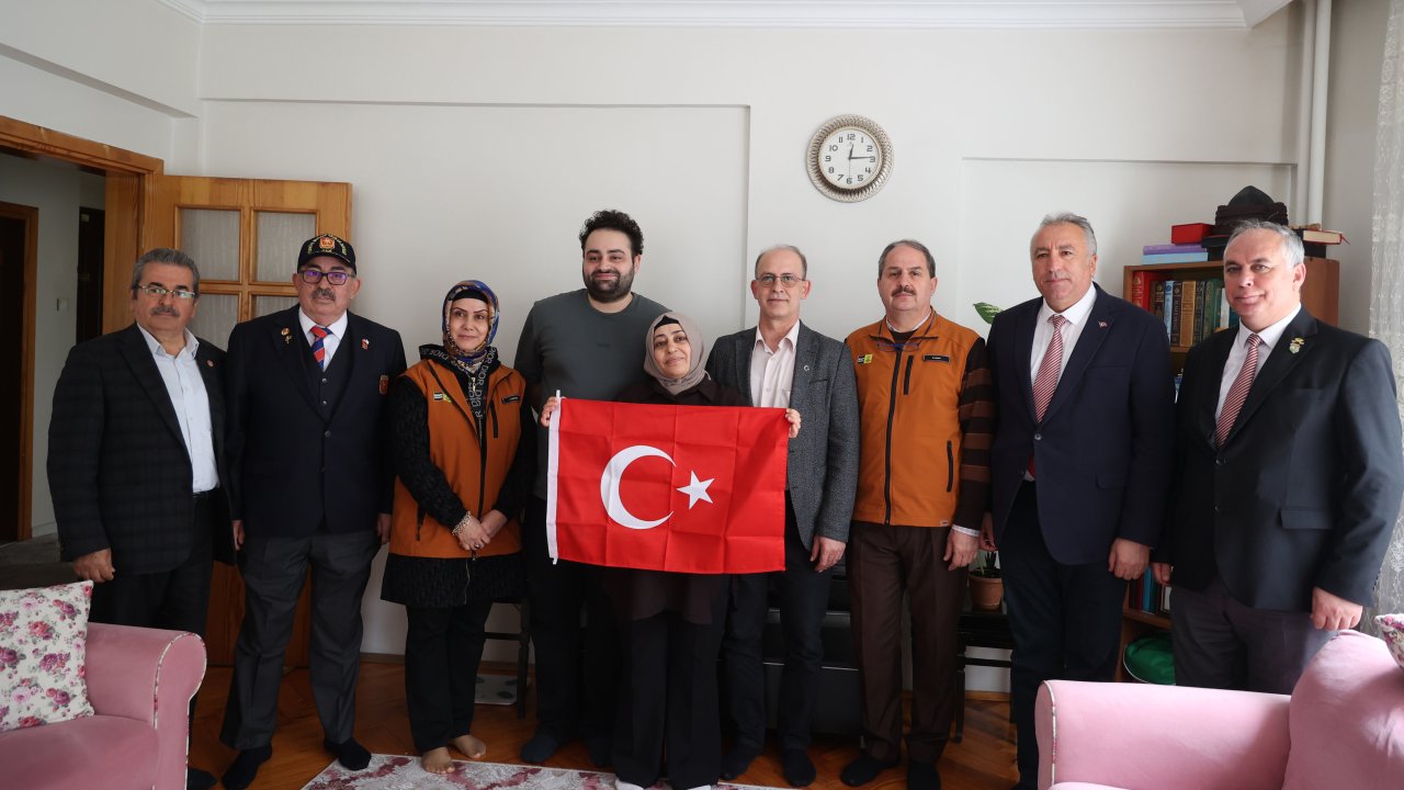 Konya’da yürek ısıtan ziyaret: Şehit polis aileleri unutulmadı