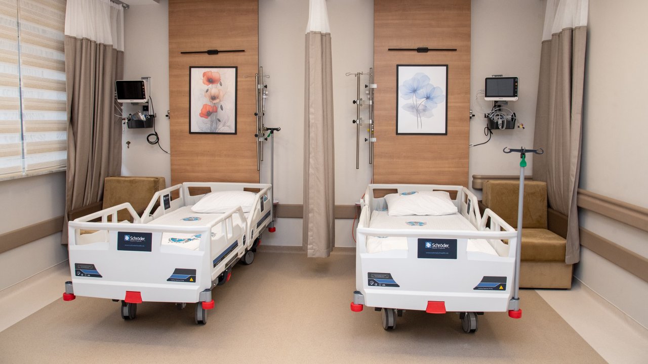 Konya’da sağlıkta dev atılım! 4 kritik birim yenilendi, kapasite ve konfor zirveye çıktı!