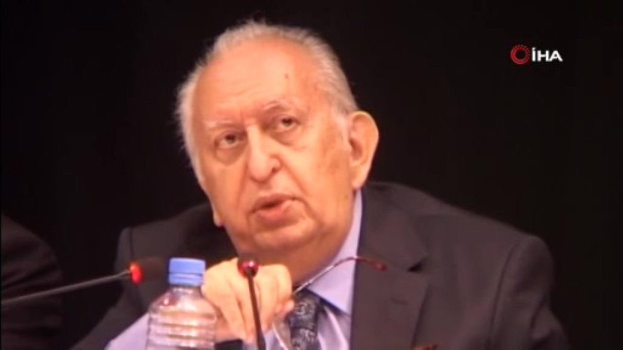 Hüsamettin Cindoruk hayatını kaybetti