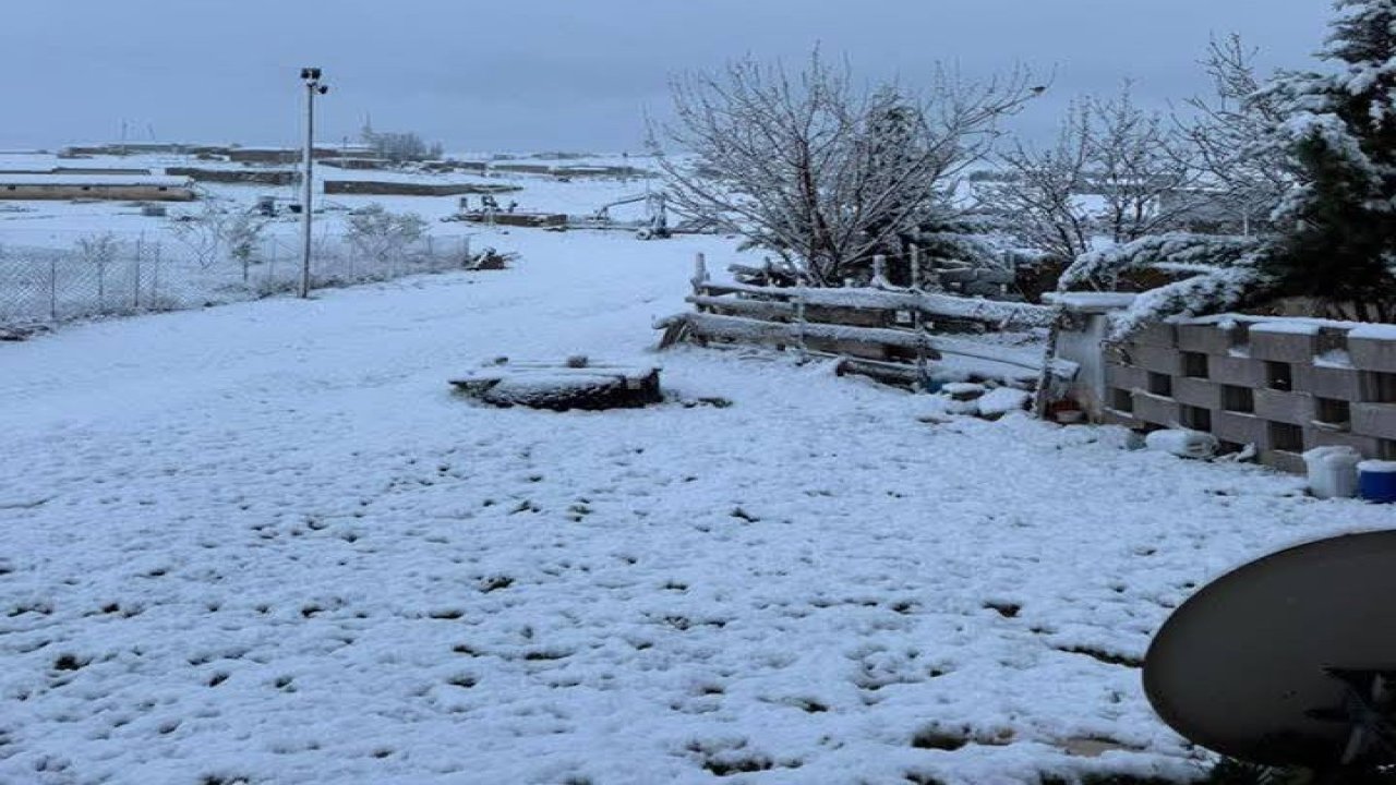 Konya'nın bu ilçesi Nisan'da beyaz gelinliği giydi!