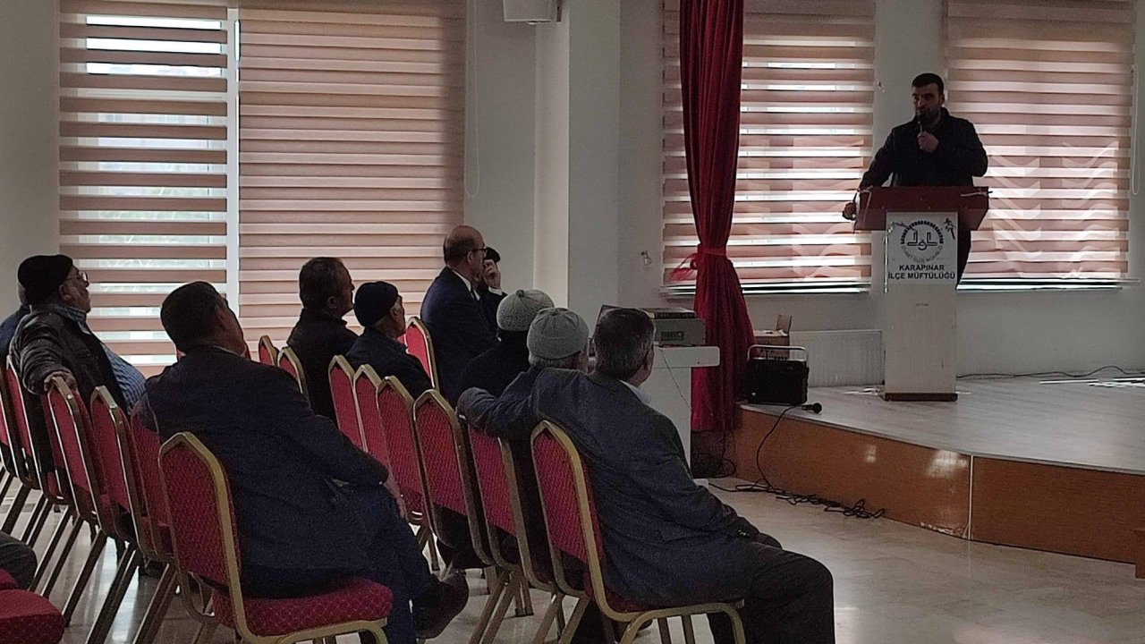 Konya'da hacı adaylarına seminer verildi!