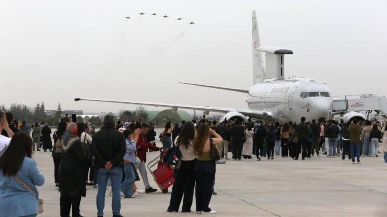 Konya semalarında nefesler tutuldu: 23 Nisan’da SOLOTÜRK ve Türk Yıldızları şov yaptı