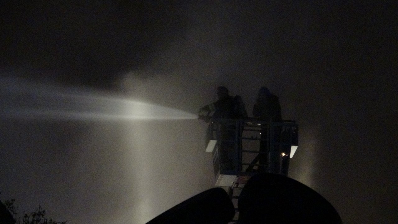 Konya'da iş yerinde yangın: 2 yaralı!