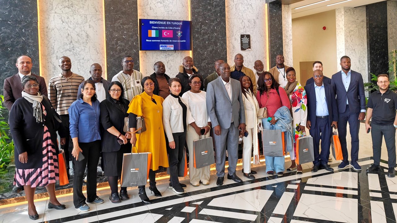 Misafirler Fildişi Sahili'nden İş İnsanları oldu! Konya'da Mekpan Panel'i ziyaret ettiler