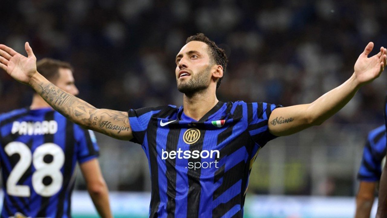Hakan Çalhanoğlu, 2 gol 1 asistle yıldızlaştı, Inter finale yükseldi