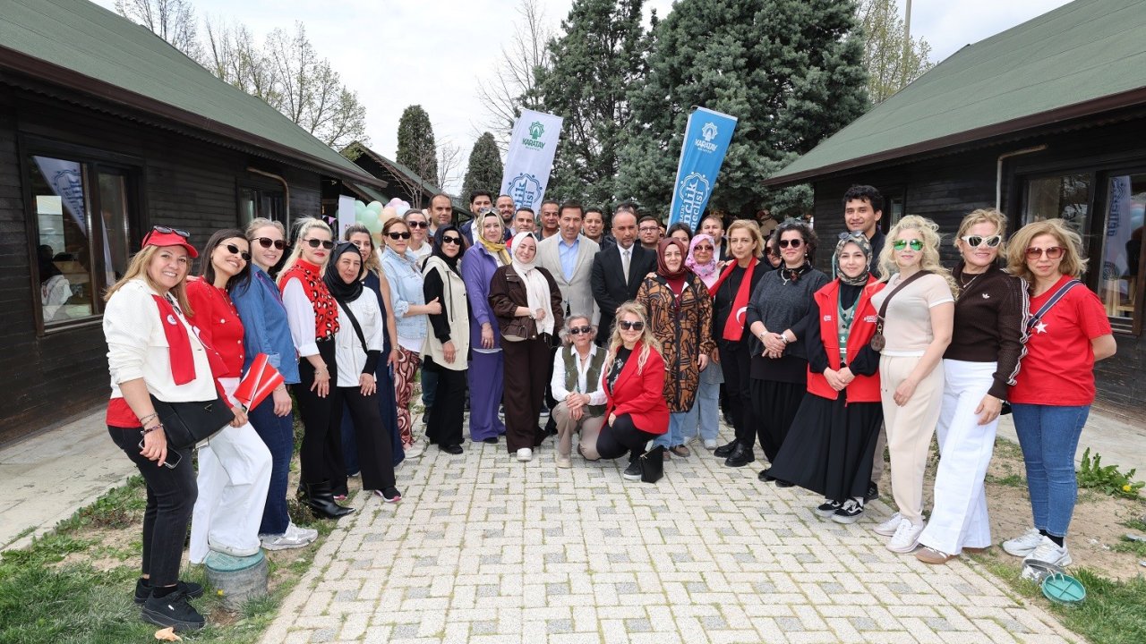 Bayram Karatay'da coşkuyla yaşandı! Başkan Kılca çocukların 23 Nisan sevincine ortak oldu