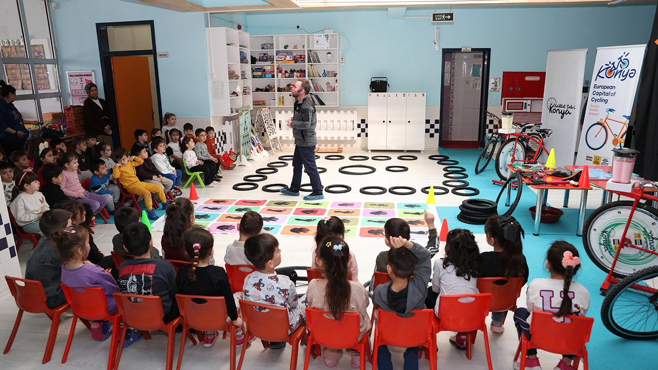 Konya’da çocuklara bisiklet seferberliği: 3 bin 911 öğrenciye özel eğitim başladı