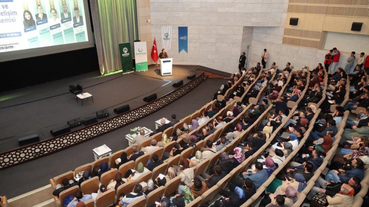 Karatay’da ailelere büyük ilgi: “Sevgi Dili” ve ebeveynlik üzerine çarpıcı uyarılar