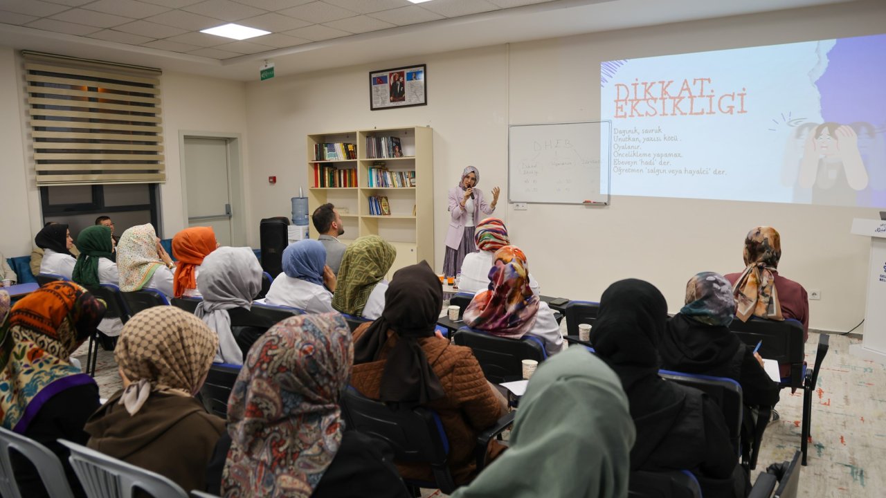 Selçuklu’da ailelere önemli eğitim: Çocuklarda DEHB’ye dikkat!