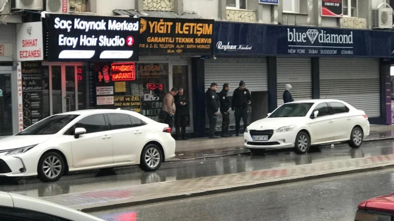 Konya’da film gibi soygun! Maskeli çete altınla kaçarken kaza yaptı, ganimet odunların altından çıktı