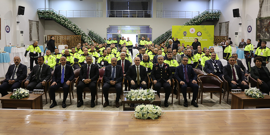 Trafik Birim Amirleri Bölge Değerlendirme Toplantısı Konya'da başladı