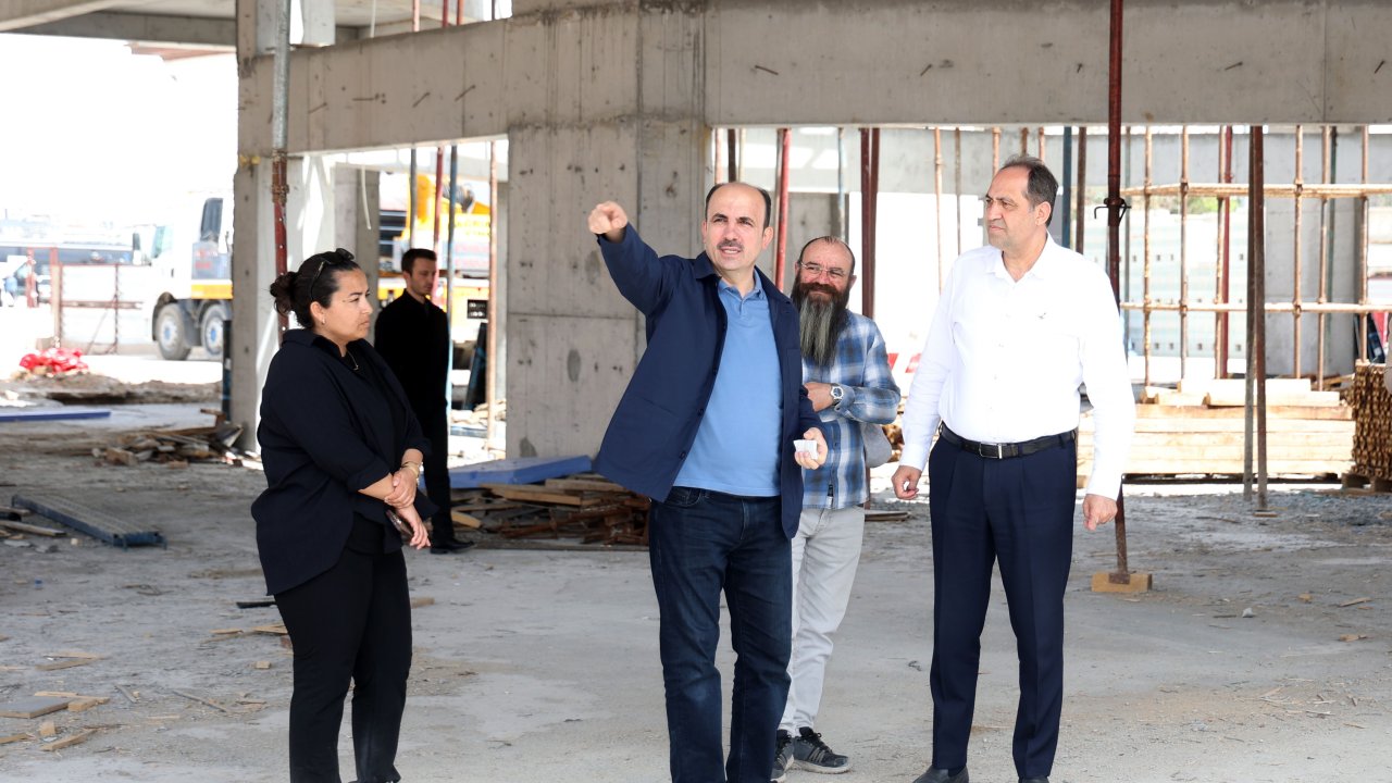 Başkan Altay’dan dikkat çeken dönüşüm mesajı! Mevlana Türbesi arkası bambaşka bir görünüme kavuşuyor!