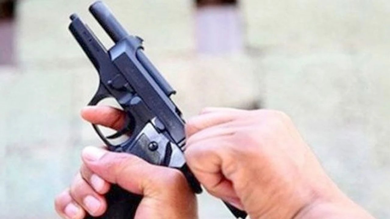Akşehir’de geceyi silah sesleri böldü! Genç adam tüfekle vuruldu, saldırgan karanlıkta kayboldu