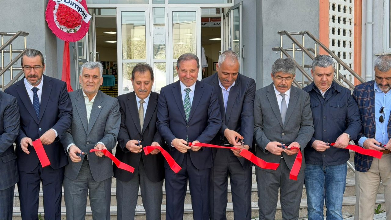 Konya'da geleneksel ayakkabı kermesi kapılarını açtı! Bugün açılan kermes 10 Mayıs'a kadar devam edecek.