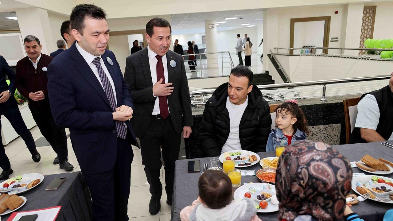 Karatay’da çölyak hastalarına anlamlı buluşma! Başkan Kılca’dan dikkat çeken destek!