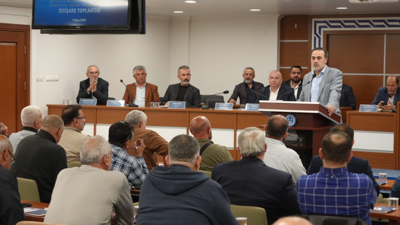 KTO Başkanı Öztürk’ten kritik uyarı: “Fiyat istikrarı için market ve bakkallar ayakta kalmalı”