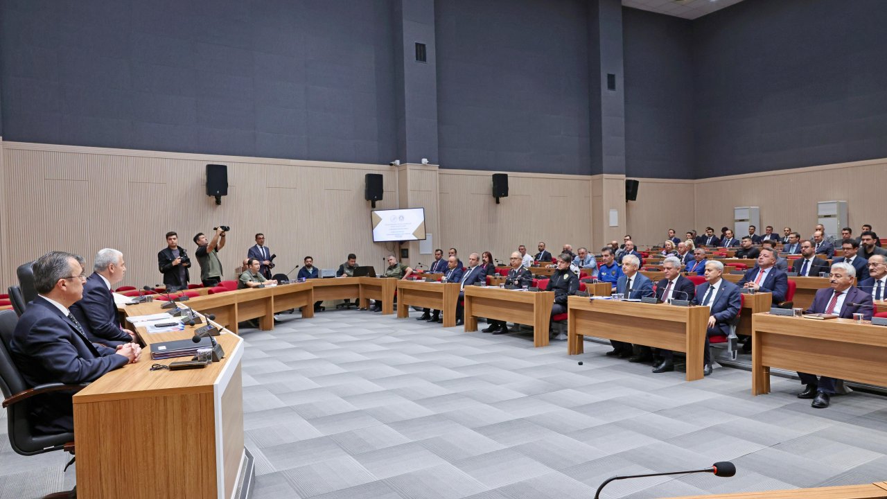 Konya’da hayvan hakları için kritik buluşma! Tüm kurumlar bir araya geldi!