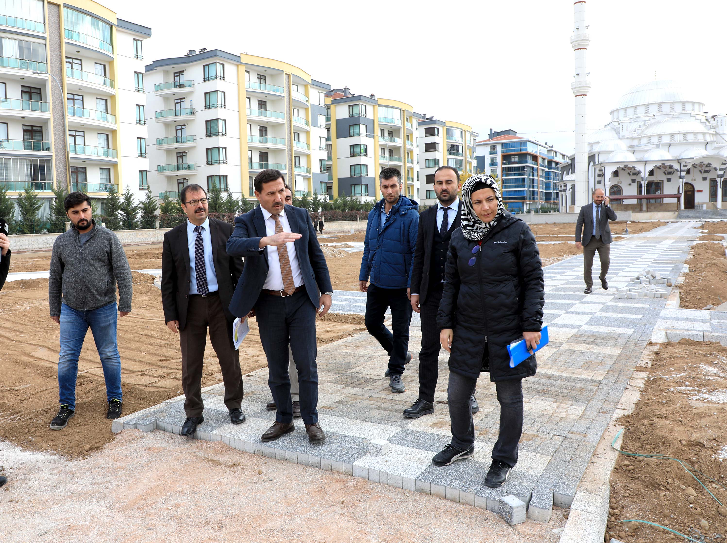 Karatay Belediyesi İlçeyi Yeni Park ve Yeşil Kuşaklarla Donatıyor