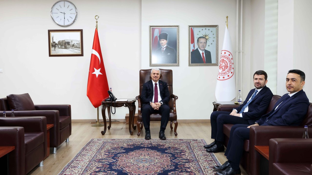 Konya’da medya ve kamu gündemi: Abdulkadir Çay’dan kritik ziyaret!