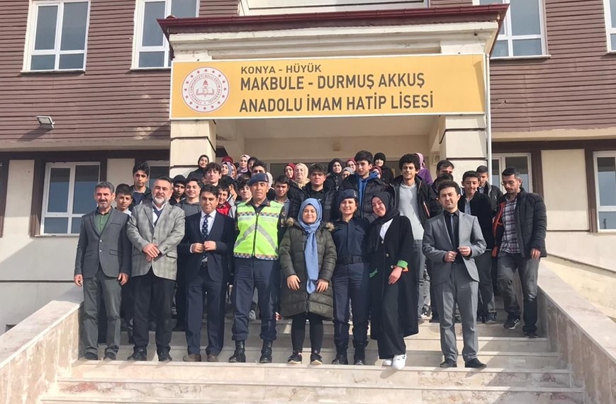 Hüyük'te Lise Öğrencilerine Jandarma Mesleği Tanıtıldı