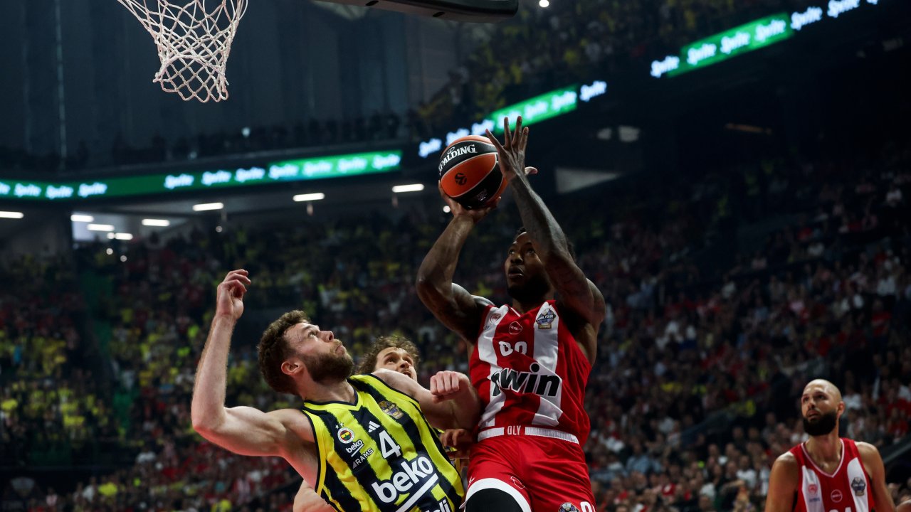 Fenerbahçe Beko Final-Four'a veda etti