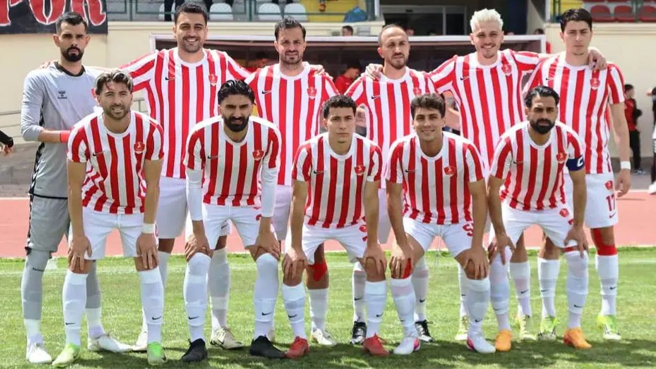 Konyaspor'dan 3. Lig'e yükselen Akşehirspor için tebrik mesajı