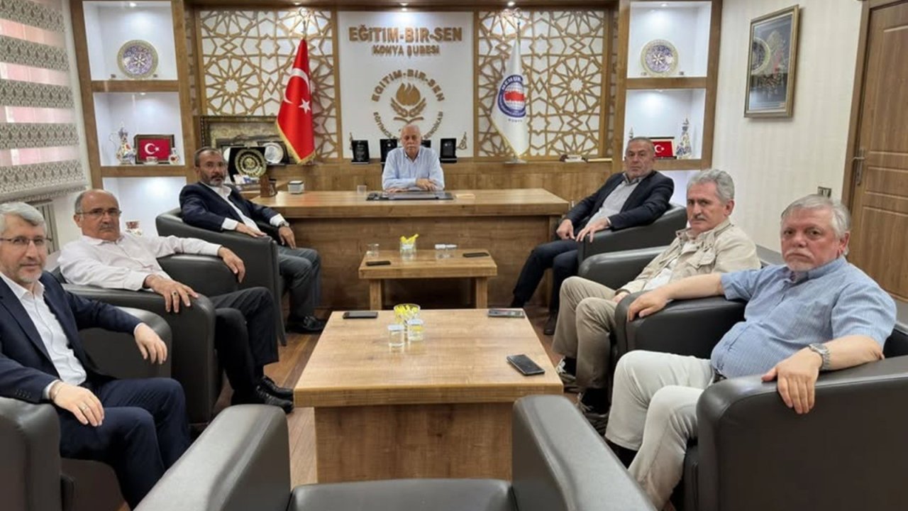 Eğitim-Bir-Sen Konya’da Dr. Mehmet Aziz Anik’e adaylık desteği