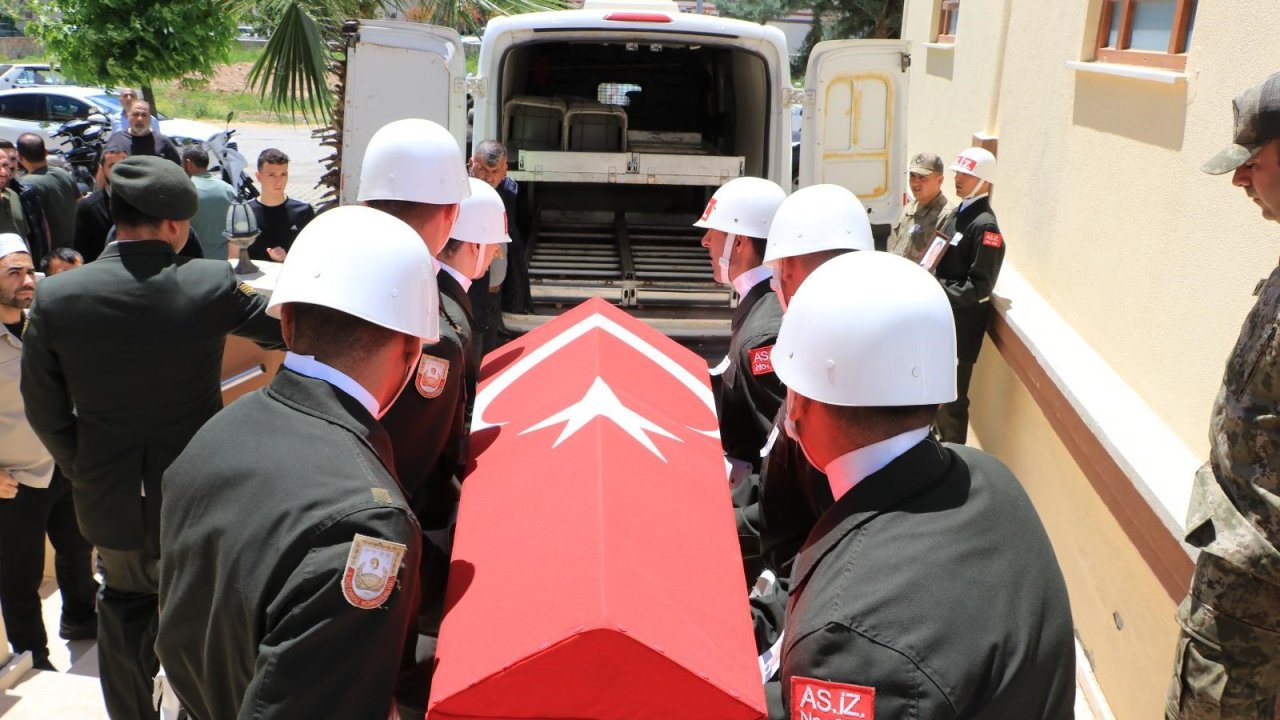 Kıbrıs Gazisi Tüfekçiyaşar son yolculuğuna uğurlandı