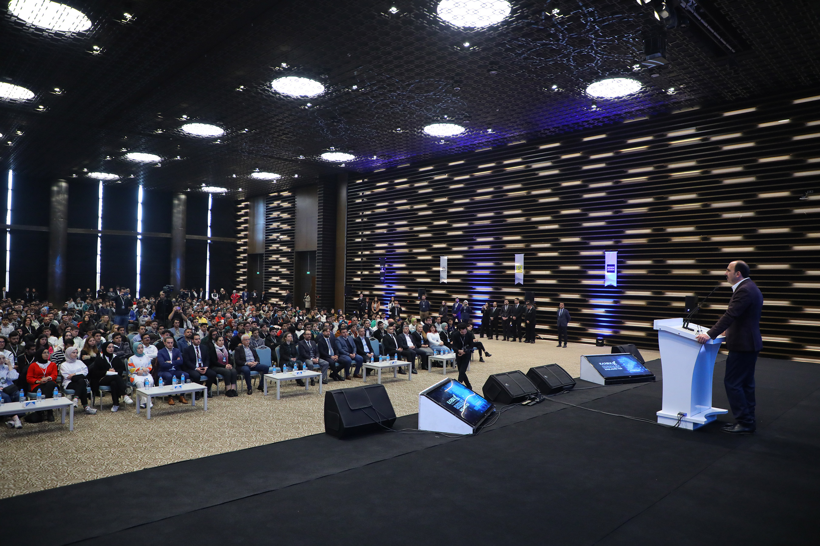 Başkan Altay: “Sizler Türkiye’yi Çok Daha Büyük ve Güçlü Hale Getireceksiniz”