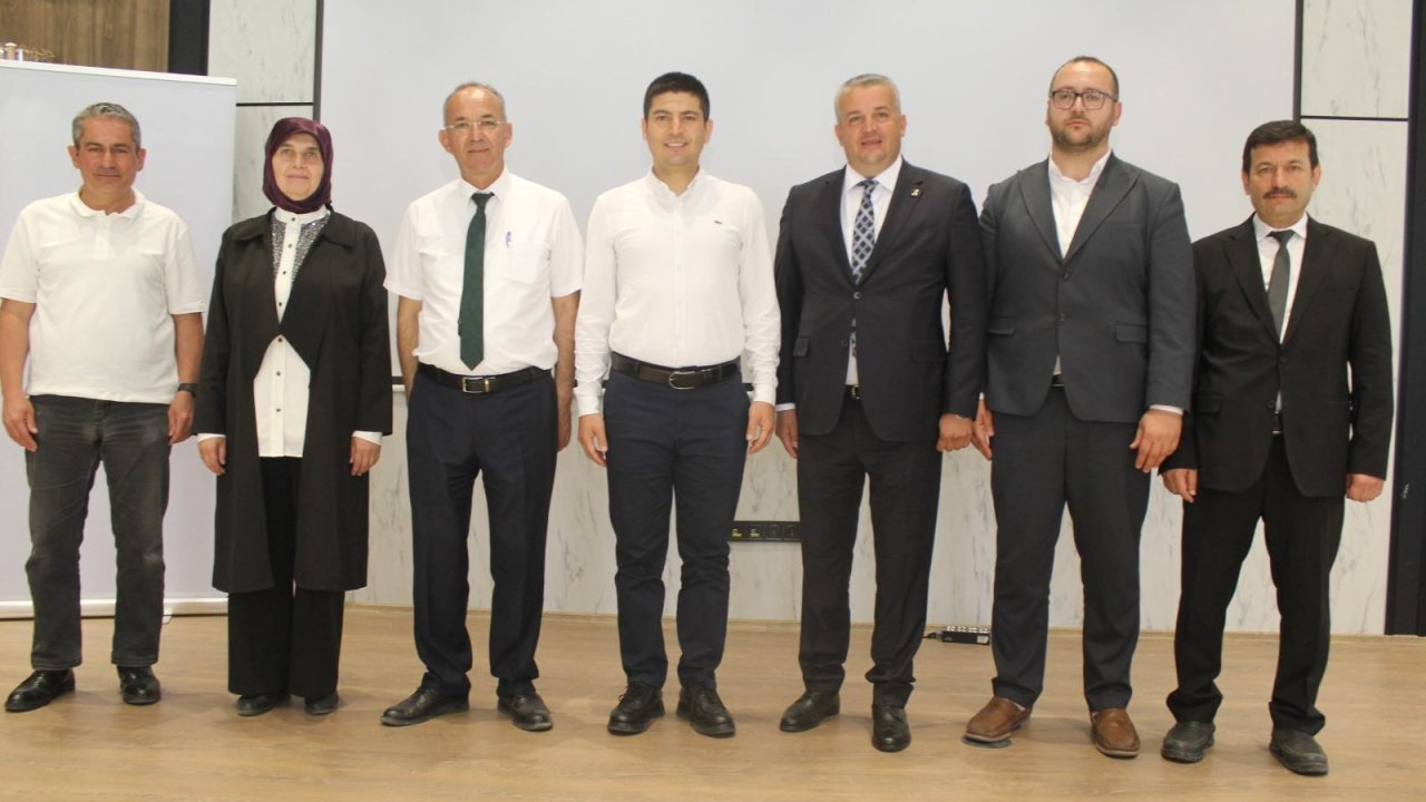 TÜGEM Konya’dan Emlak Sektörüne Değer Katan Organizasyon: “Gayrimenkul Okuryazarlığı ve Yatırım Fırsatları” Paneli Düzenlendi
