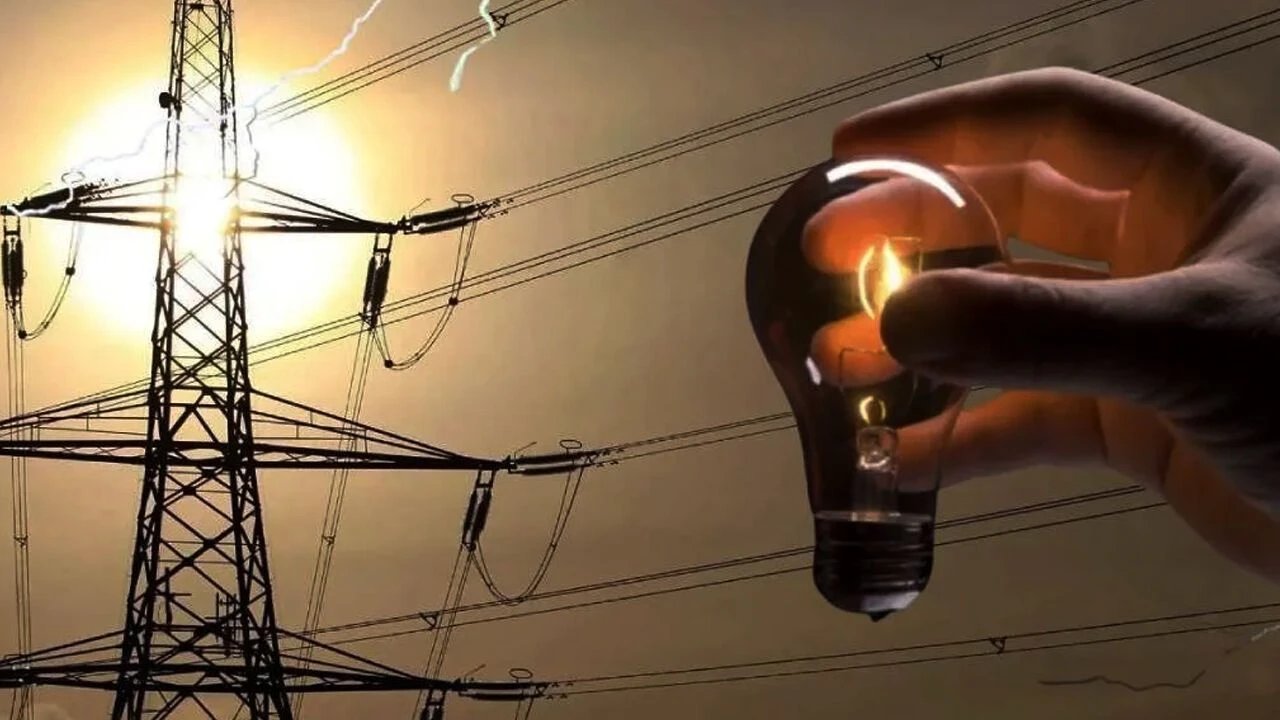 Konya'da pazartesi alarmı! Üç ilçede saatler sürecek elektrik kesintisi: İşte sokak sokak tam liste