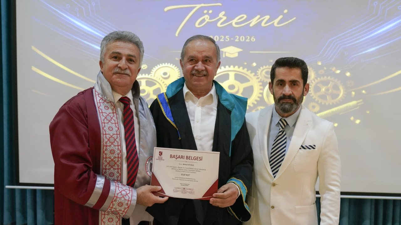 Mobilya Sektörünün Öncü İsminden Eğitime Büyük Destek: Mehmet Günbaş Mezuniyet Sevinci Yaşadı!