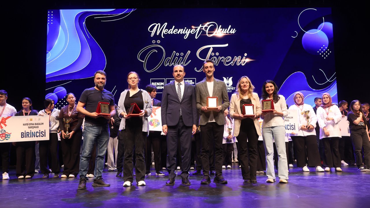 Konya’da genç yetenekler sahneye çıktı: Haydi yarışmalarında gururlandıran final!